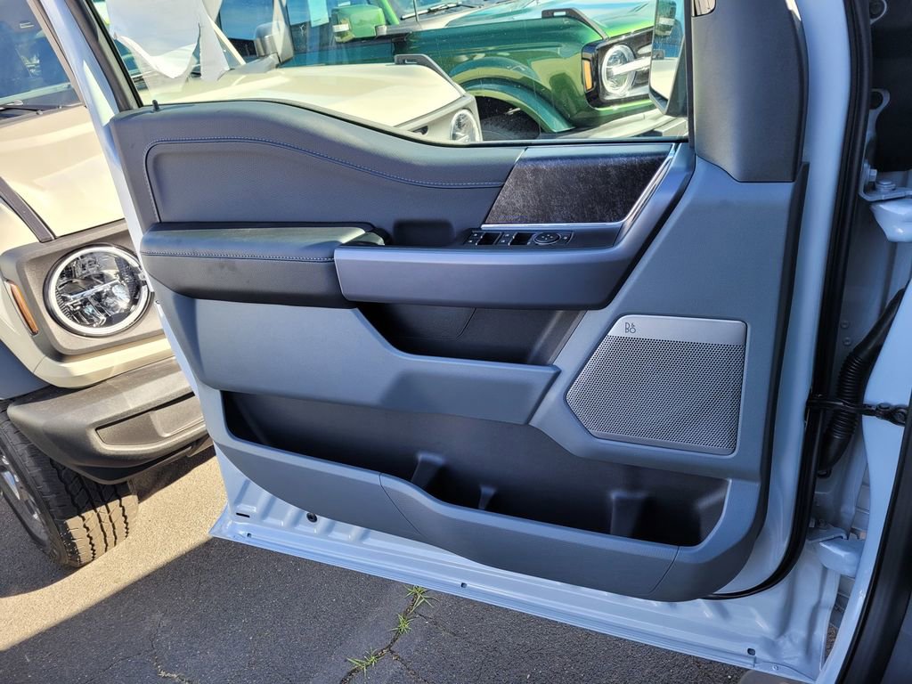 New 2025 Ford F150 Lightning Flash AWD/4WD image 44
