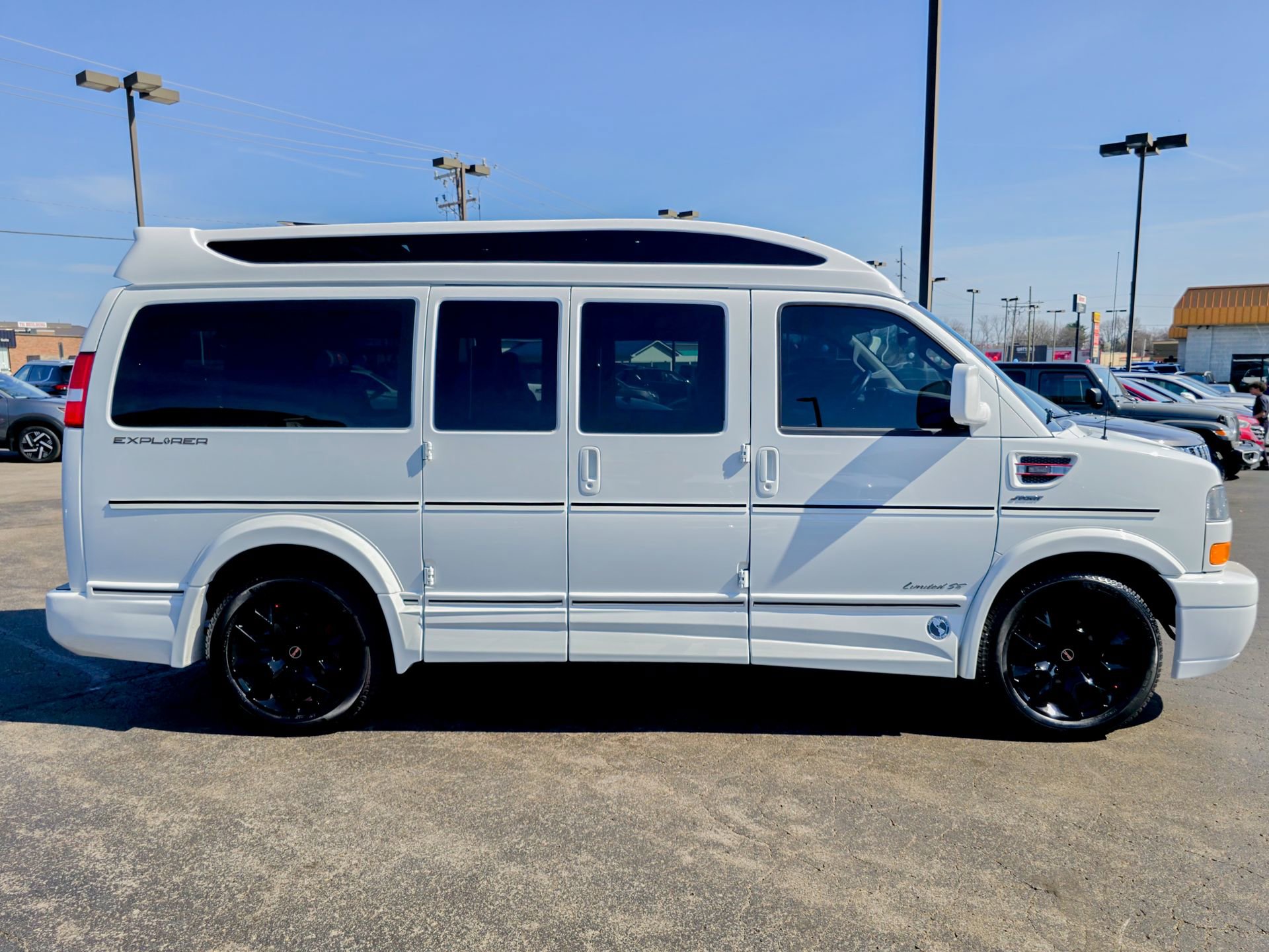 Used 2025 GMC Savana 2500 RWD image 14