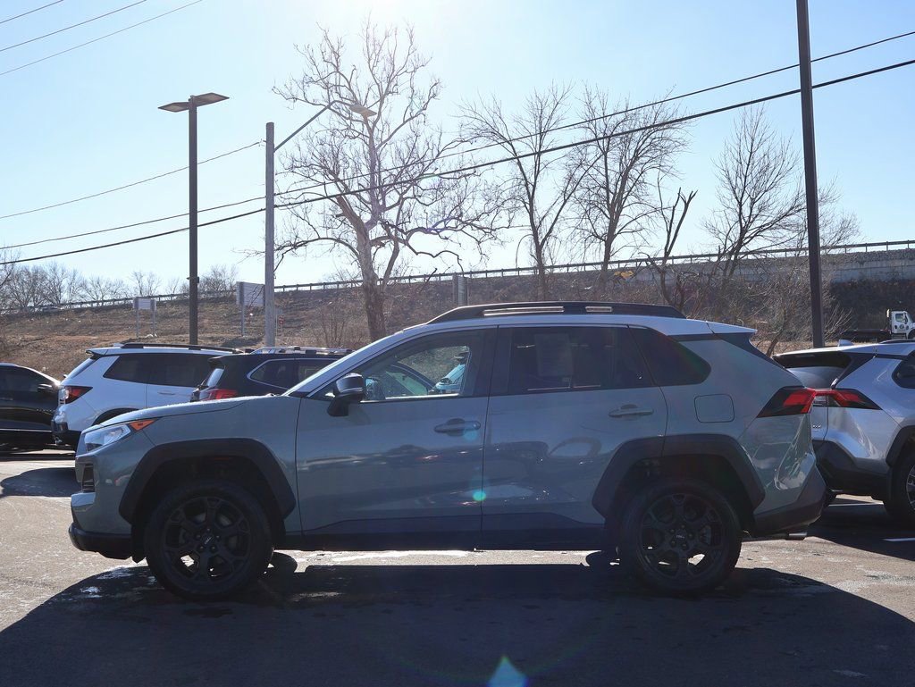 Used 2020 Toyota RAV4 TRD Off-Road w/ TRD Off-Road Weather Package image 4