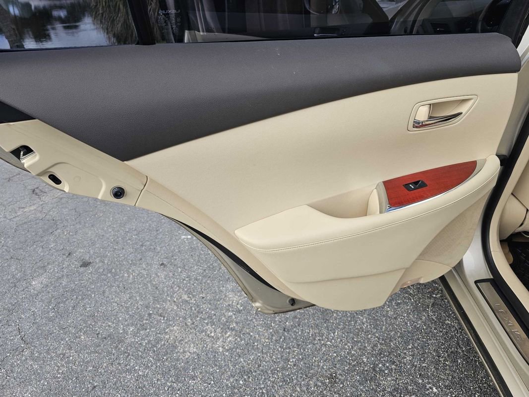 Used 2012 Lexus ES 350 image 8