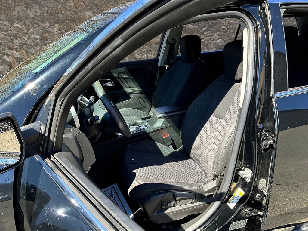 Used 2013 Chevrolet Equinox LS image 21