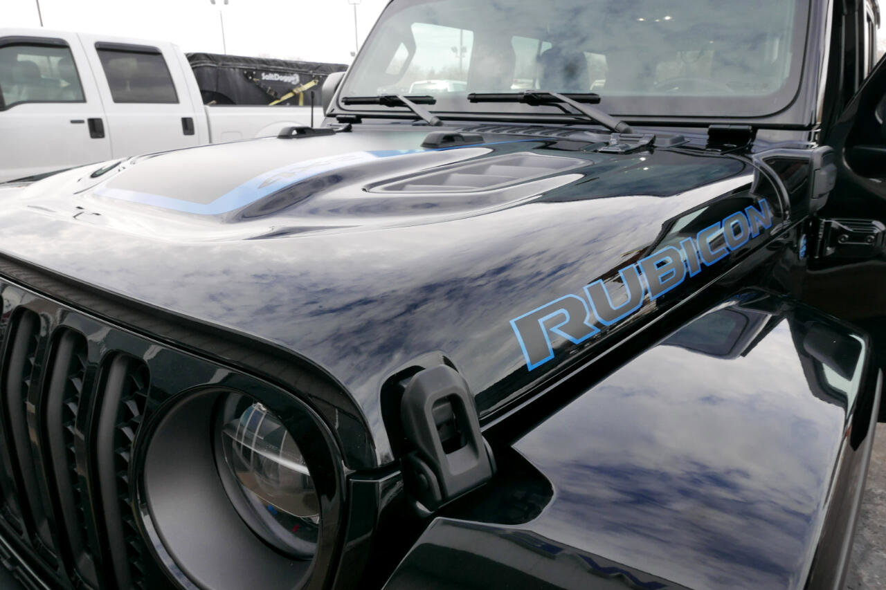 Used 2021 Jeep Wrangler Unlimited Rubicon 4xe w/ Cold Weather Group image 28