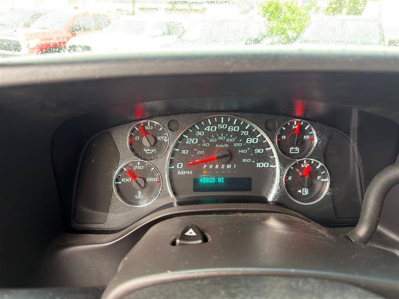 Used 2024 Chevrolet Express 3500 w/ Power Convenience Package RWD image 14
