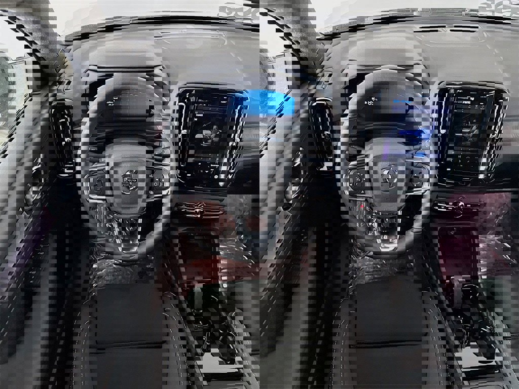 Certified 2024 Volvo XC40 Recharge Plus w/ Protection Package Premier image 23