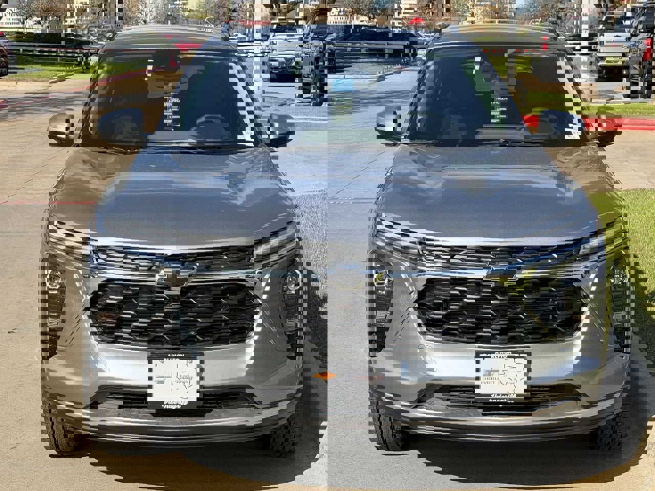 New 2026 Chevrolet Trax LT w/ Driver Confidence Package image 7