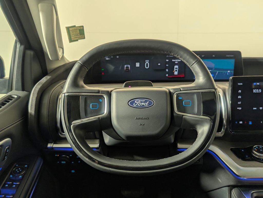 Certified 2025 Ford Expedition Platinum image 21