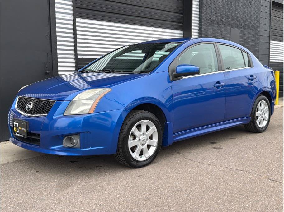 Used 2011 Nissan Sentra 2.0 SR w/ Moonroof Pkg FWD image 5