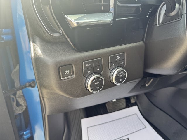 Used 2024 GMC Sierra 1500 Elevation w/ Preferred Package AWD/4WD image 13