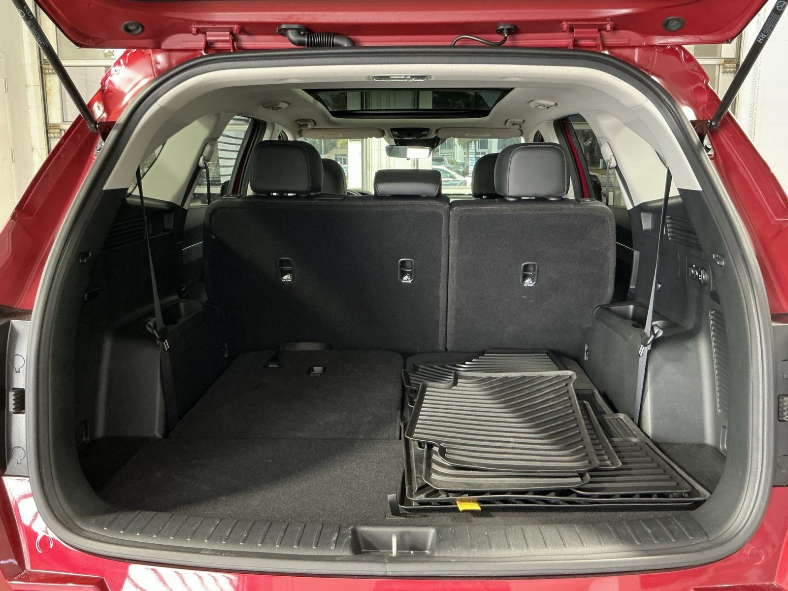 Used 2023 Kia Sorento S w/ Panoramic Sunroof Package FWD image 28