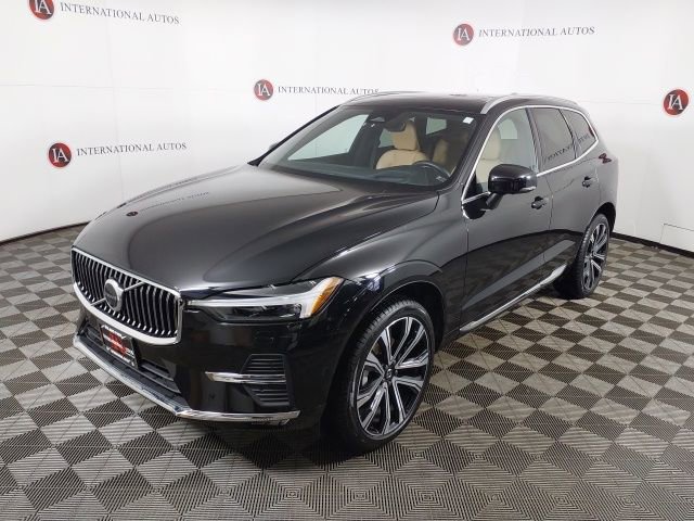 Used 2023 Volvo XC60 B5 Ultimate w/ Climate Package