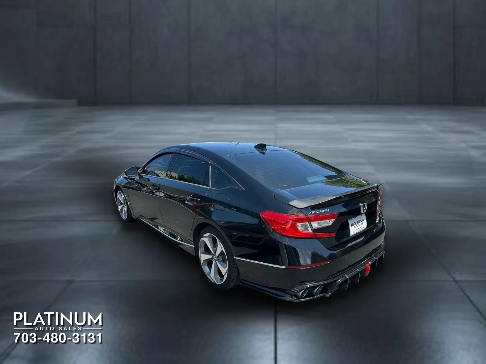 Used 2020 Honda Accord Touring image 6