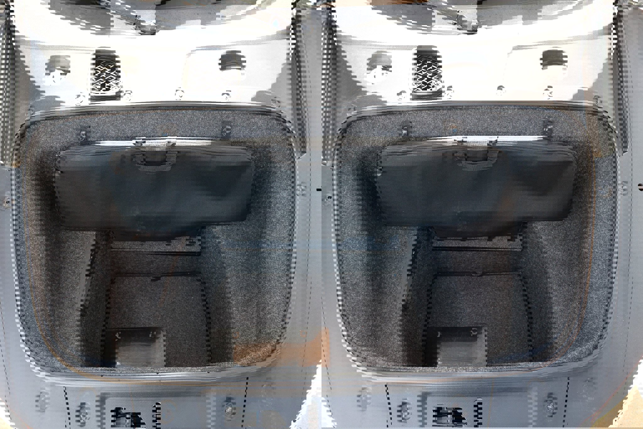 Used 2011 Audi R8 V10 image 22