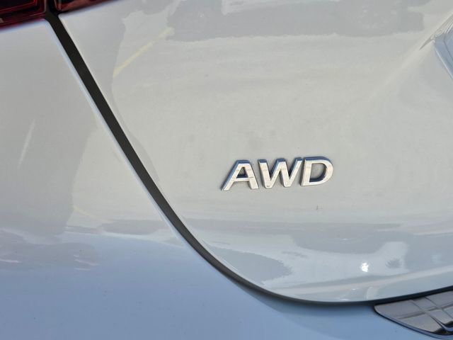 Used 2018 INFINITI QX30 Premium w/ Navigation Package image 13