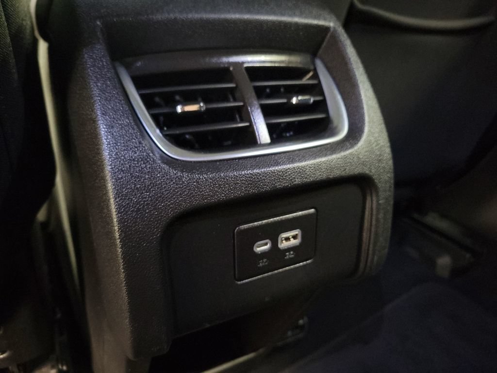 Used 2021 Chevrolet Blazer LT FWD image 29