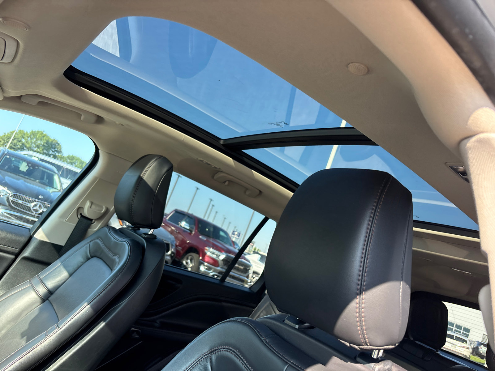 Certified 2024 Lincoln Aviator Reserve w/ Equipment Group 201A AWD/4WD image 25