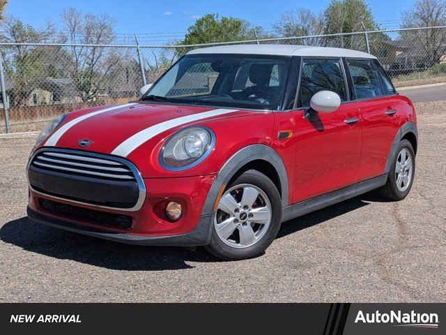 Used 2015 MINI Cooper 4-Door Hardtop image 1