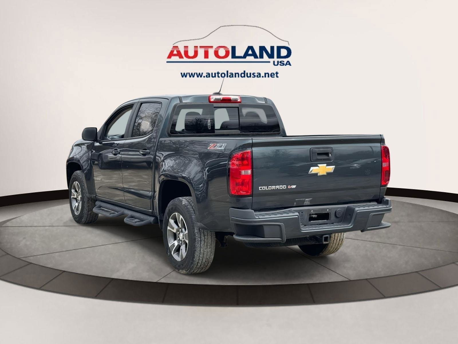 Used 2018 Chevrolet Colorado Z71 AWD/4WD image 5