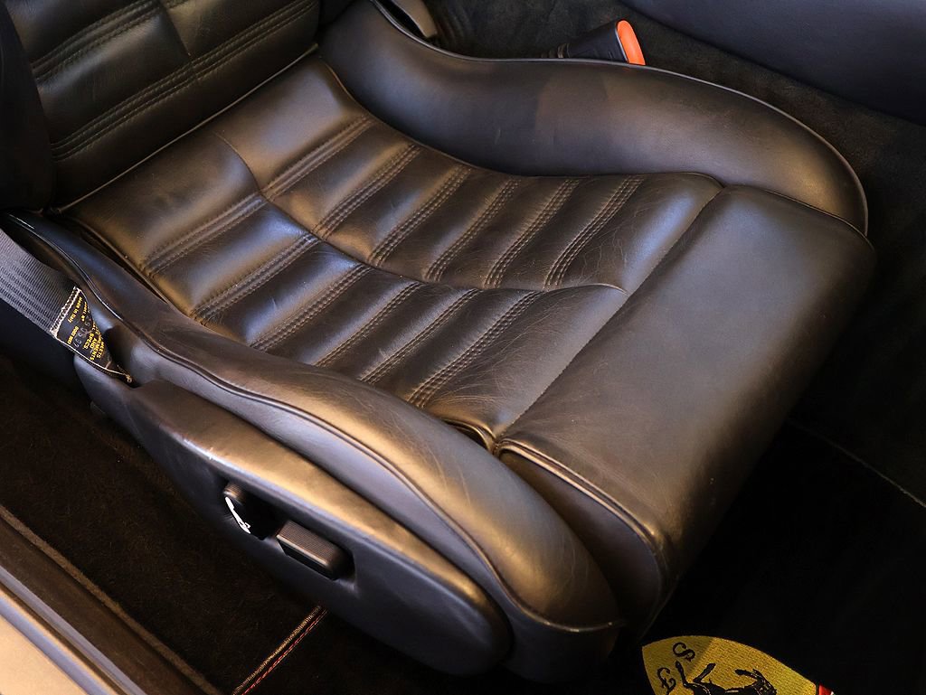 Used 1997 Ferrari 550 Maranello Coupe RWD image 32