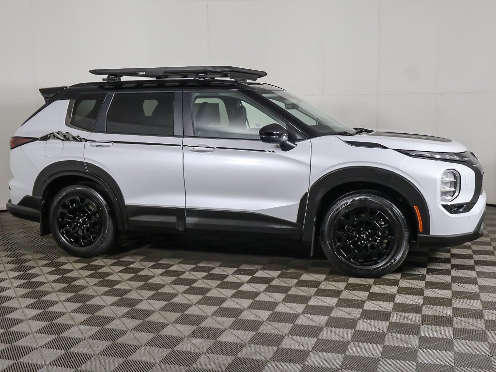 New 2025 Mitsubishi Outlander Trail Edition image 17