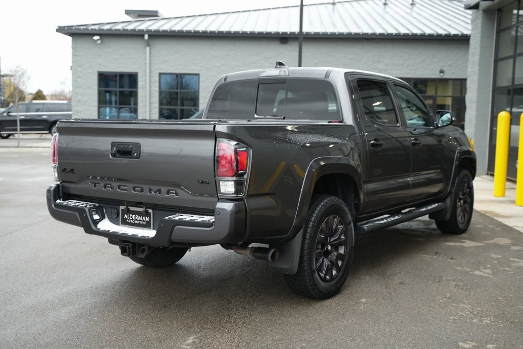 Used 2021 Toyota Tacoma Limited image 24