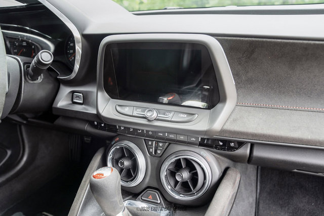 Used 2019 Chevrolet Camaro ZL1 RWD image 85