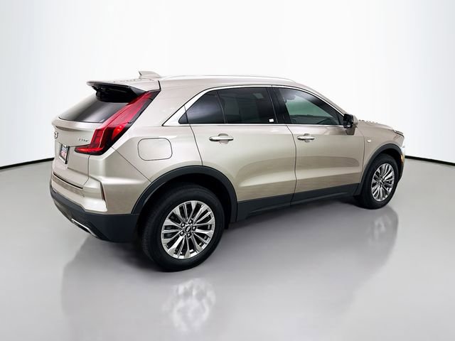 Used 2024 Cadillac XT4 Premium Luxury w/ Technology Package image 10