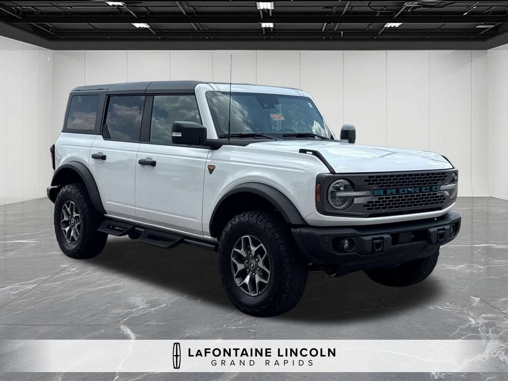 Used 2023 Ford Bronco Badlands AWD/4WD image 7
