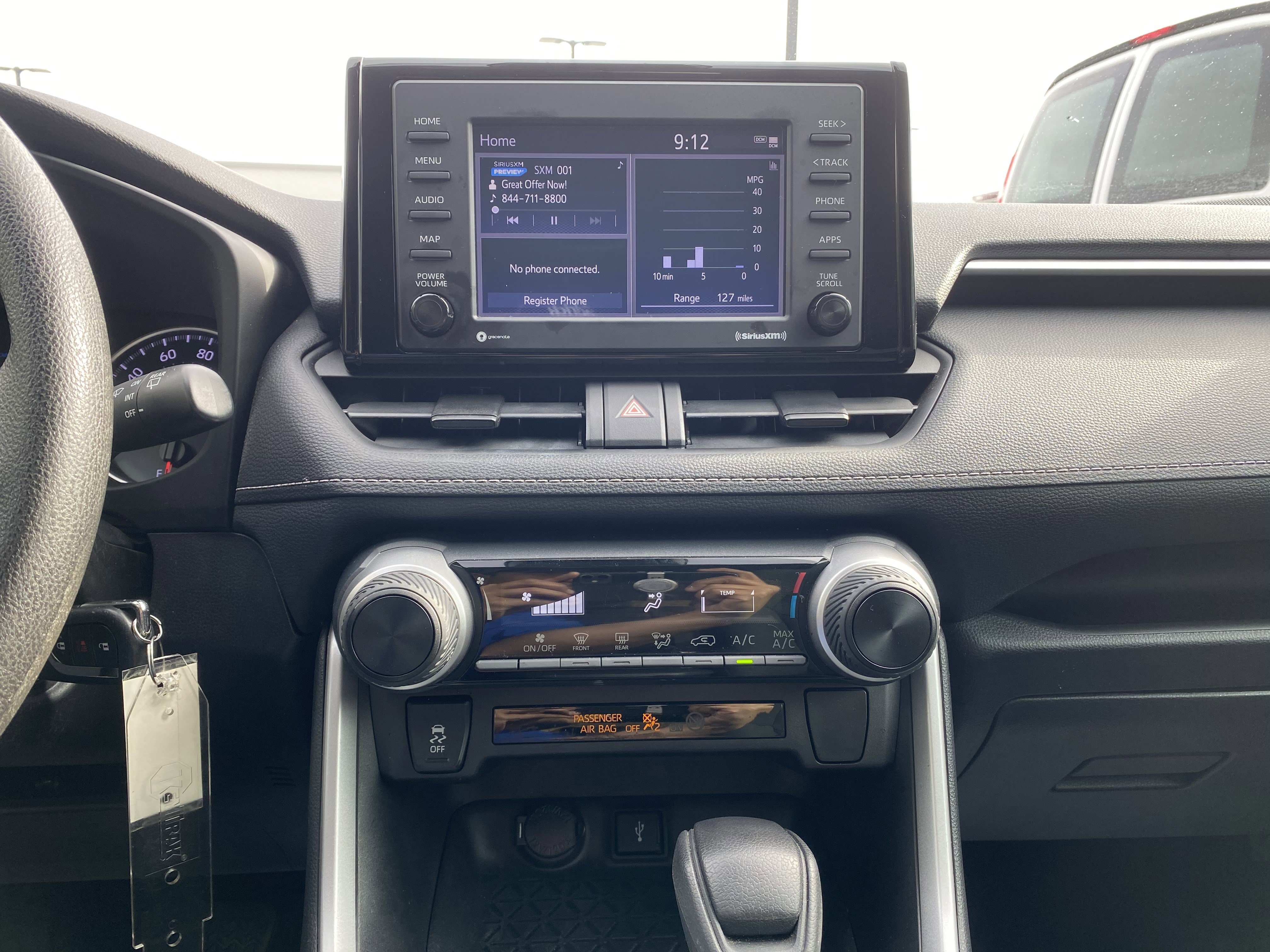 Used 2021 Toyota RAV4 LE image 24