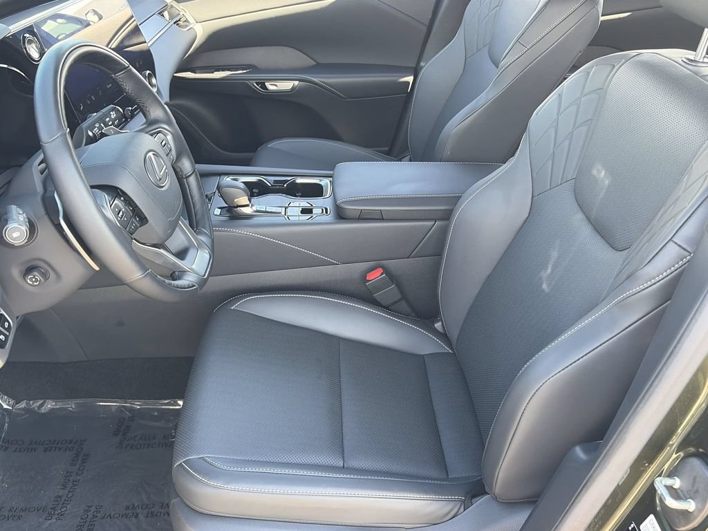 Used 2026 Lexus RX 450h AWD w/ Convenience Package image 13