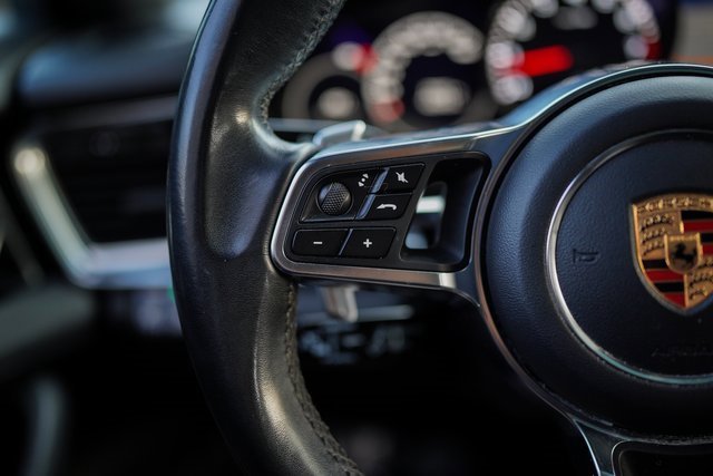 Used 2018 Porsche Panamera 4 image 28