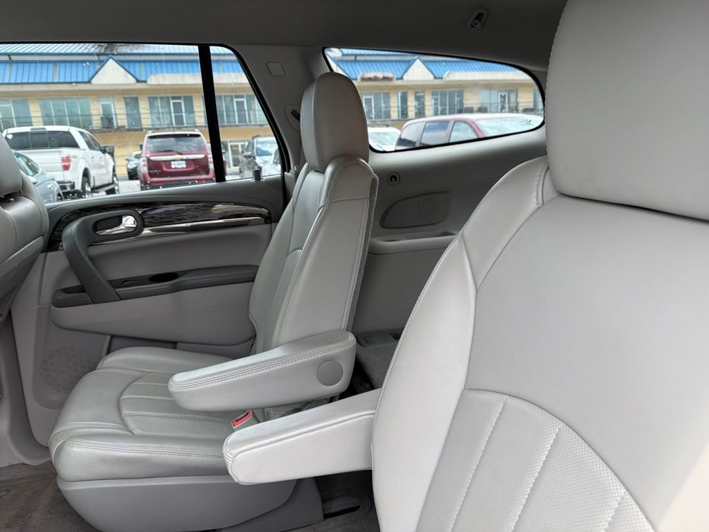 Used 2013 Buick Enclave Leather AWD/4WD image 14