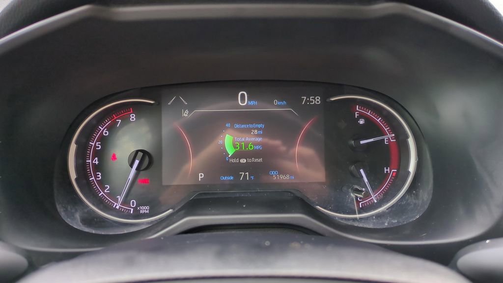 Used 2024 Toyota RAV4 LE image 31