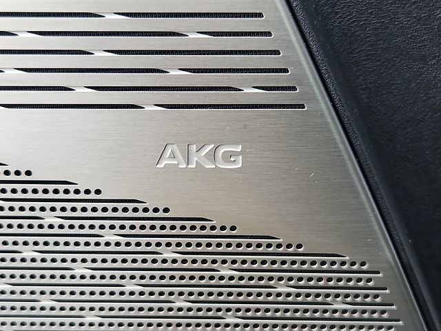 Certified 2025 Cadillac Optiq Luxury 2 w/ LPO, Floor Liner Package image 26