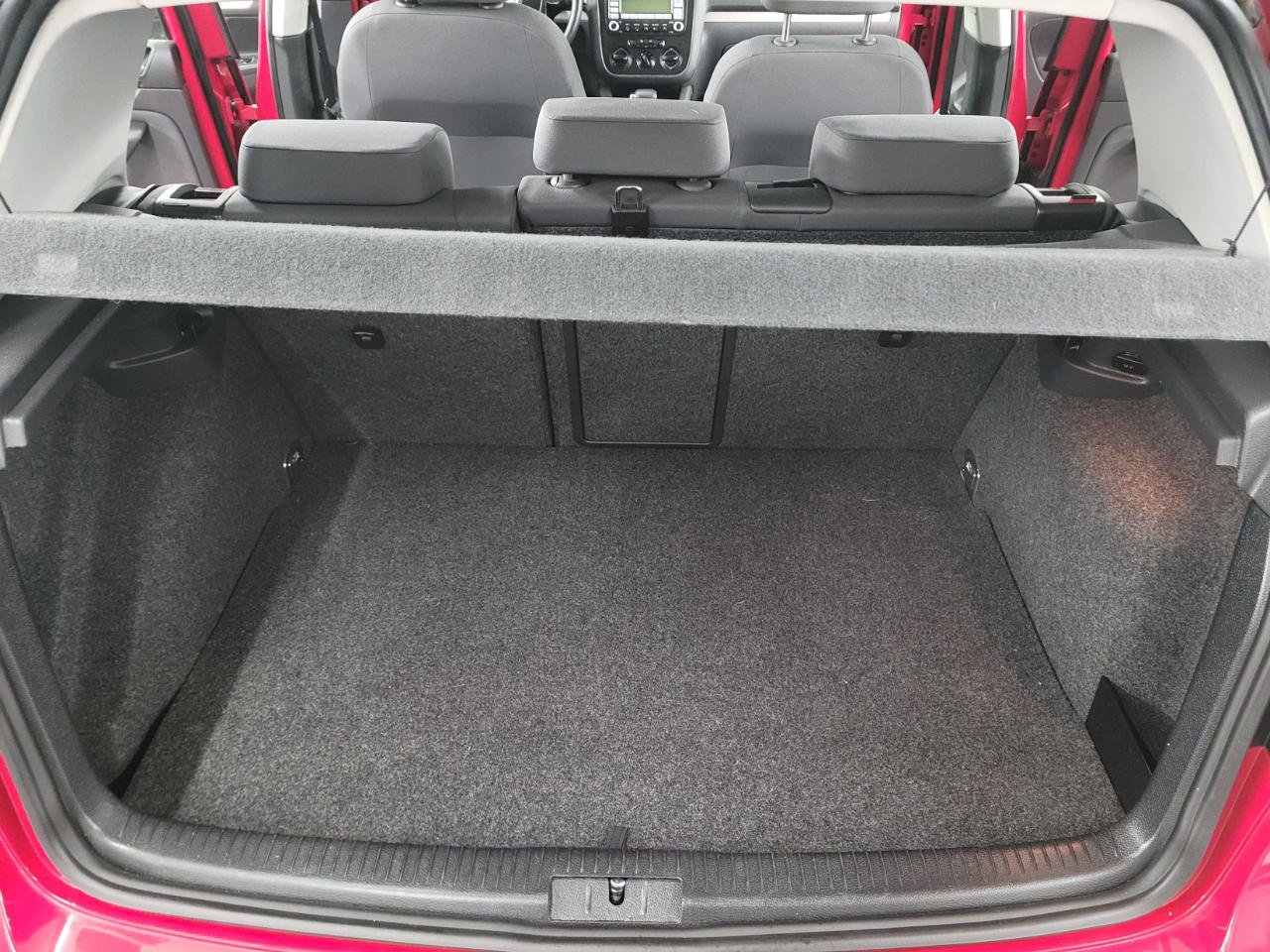 Used 2009 Volkswagen Rabbit S image 15