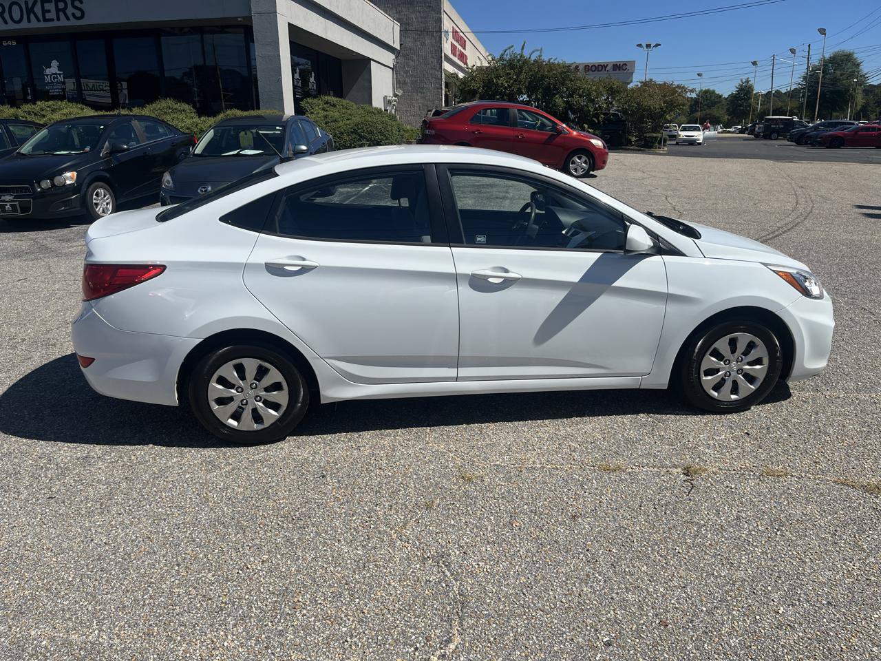 Used 2015 Hyundai Accent GLS FWD image 26