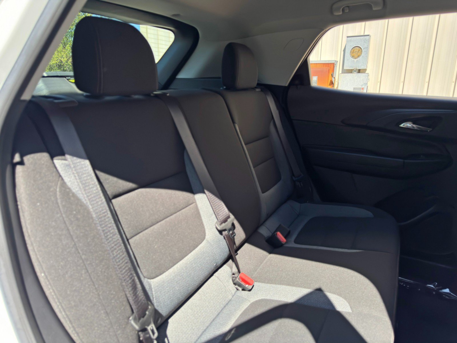 Used 2023 Chevrolet TrailBlazer LS FWD image 32