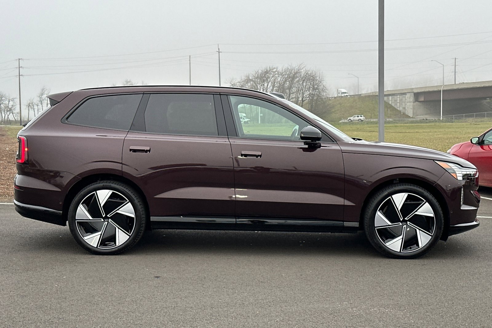 New 2025 Volvo EX90 Ultra image 2