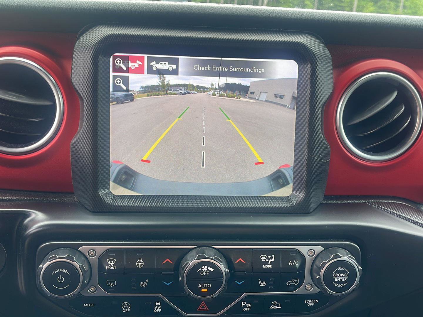 Used 2020 Jeep Gladiator Rubicon AWD/4WD image 19