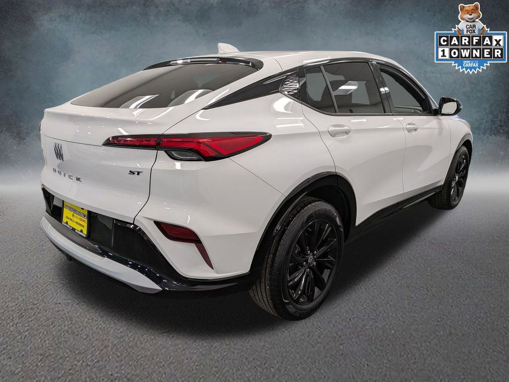 Used 2024 Buick Envista Sport Touring w/ Convenience I Package image 4