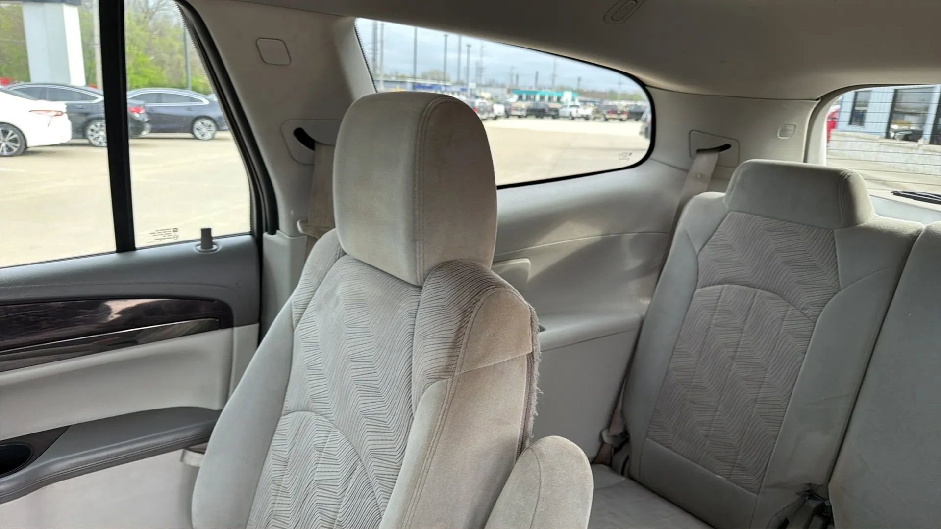 Used 2015 Buick Enclave Convenience FWD image 42