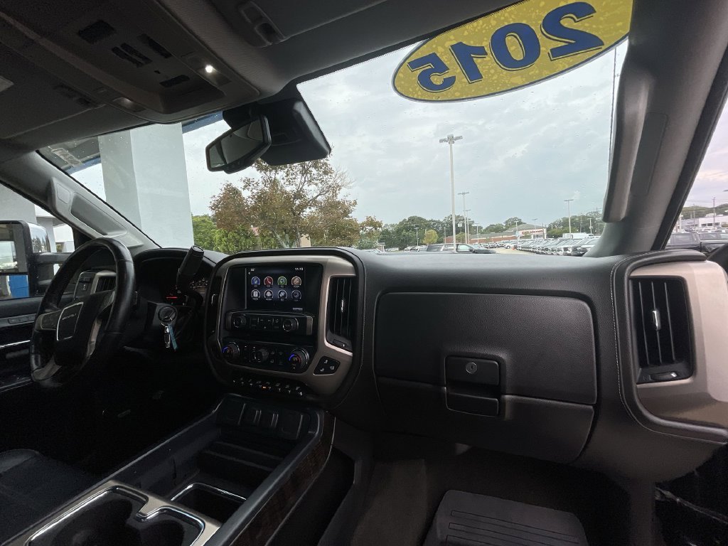Certified 2015 GMC Sierra 2500 Denali w/ Duramax Plus Package AWD/4WD image 28