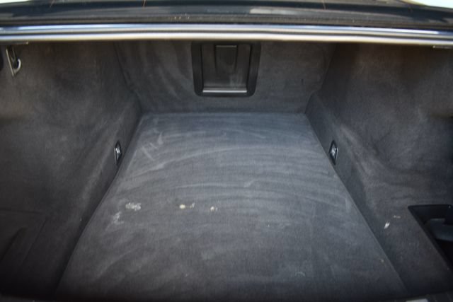 Used 2018 BMW 750i RWD image 24