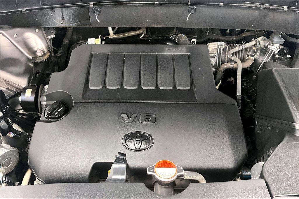 Used 2016 Toyota Highlander Limited Platinum image 7