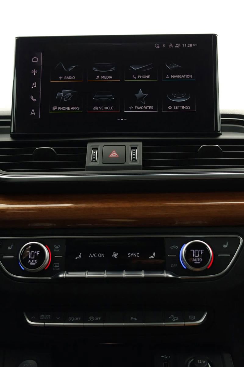 Used 2021 Audi Q5 2.0T Premium Plus AWD/4WD image 25