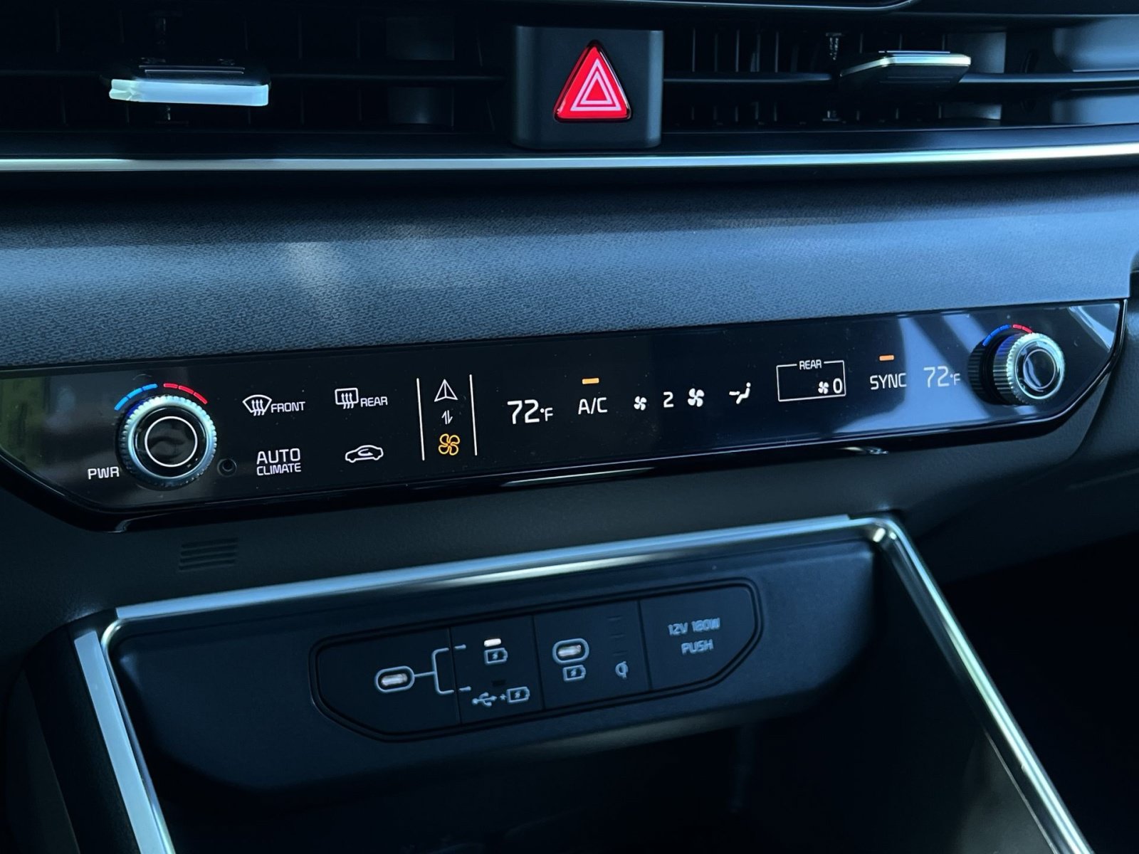 New 2026 Kia Carnival EX FWD image 33