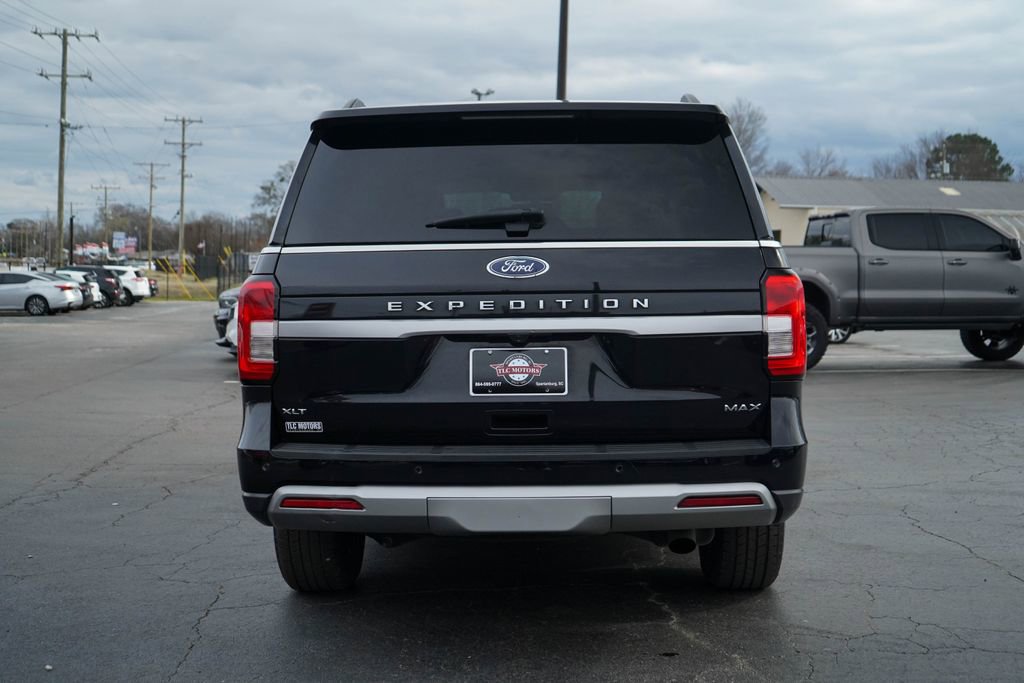 Used 2023 Ford Expedition Max XLT image 12