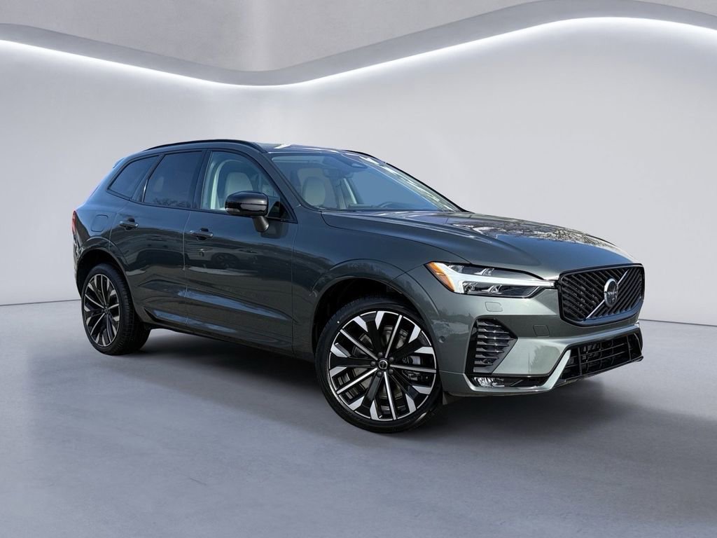 New 2026 Volvo XC60 B5 Ultra w/ Climate Package image 2