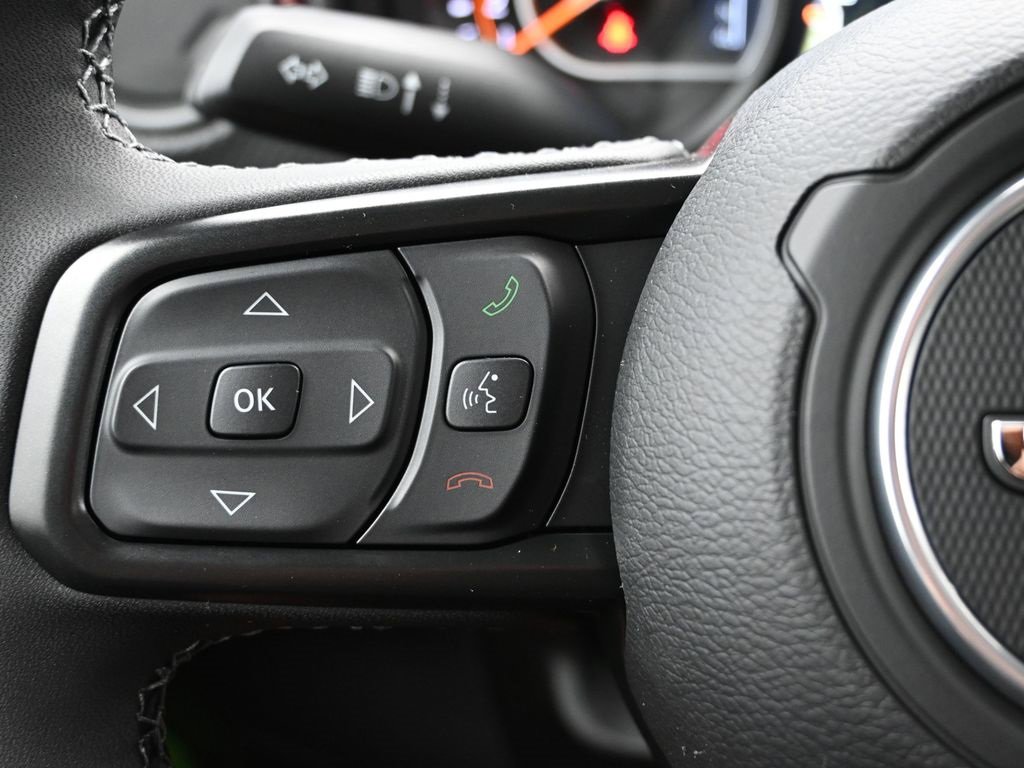 New 2025 Jeep Wrangler Rubicon w/ Technology Group image 26