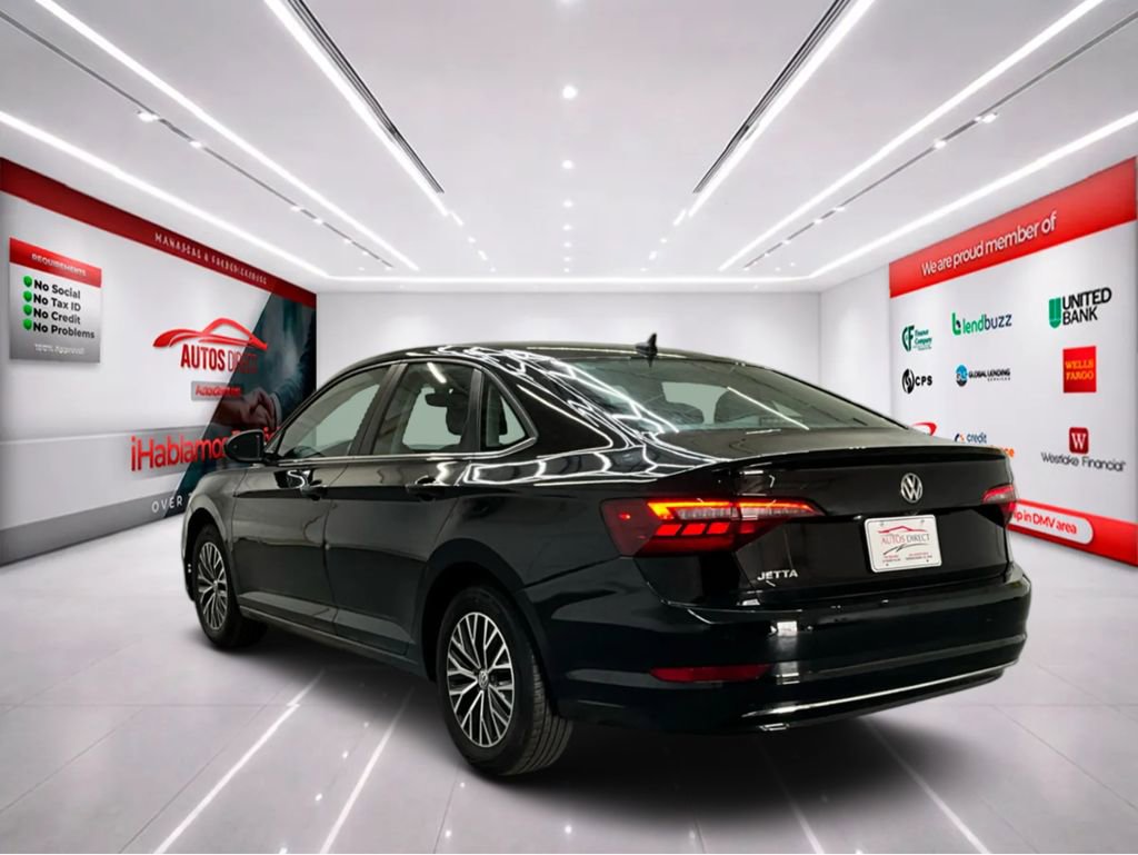 Used 2021 Volkswagen Jetta SE w/ SE Cold Weather Package image 6