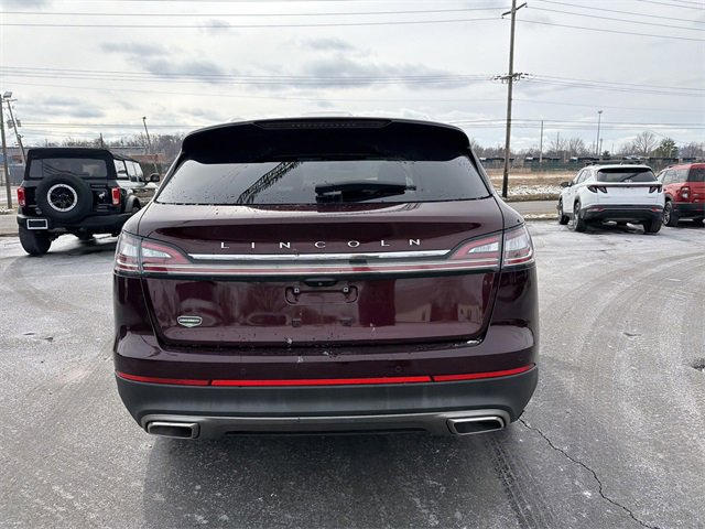 Used 2022 Lincoln Nautilus FWD image 4